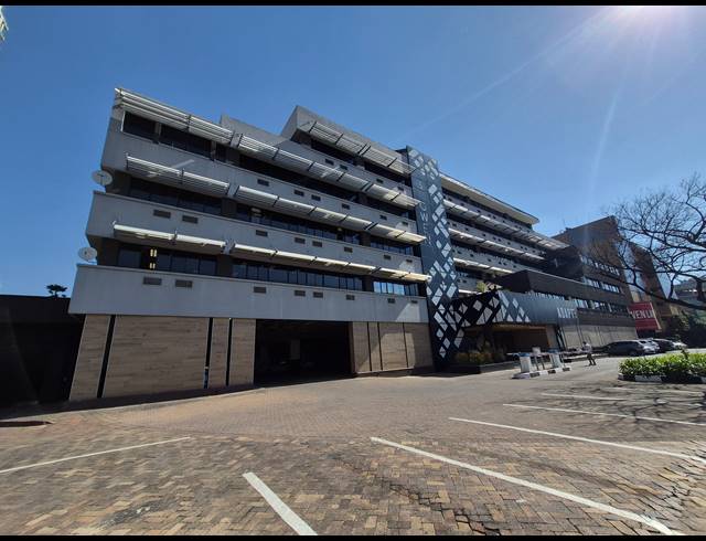417M² OFFICE TO LET IN SANDTON CENTRAL